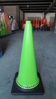 Cône de signalisation routière en PVC de 75 cm avec bande réfléchissante et base robuste