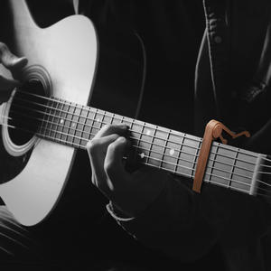 Capo de guitare <span class=keywords><strong>électrique</strong></span> acoustique 6 cordes avec tampons en silicone à mémoire sans marques pour basse <span class=keywords><strong>mandoline</strong></span> ukulélé-accessoire d'instrument de musique - Product Image 5