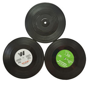 クリエイティブABSレトロビニールレコードCDコースターデスクトップ断熱滑り止めコーヒーコースター断熱パッド - Product Image 1