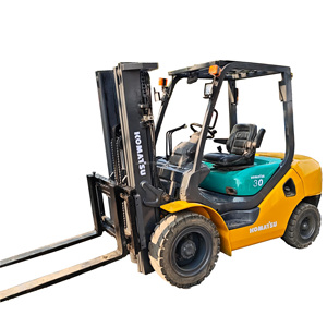 Chariot élévateur Komatsu diesel de 3 tonnes, modèle 2016, prix de gros abordable, avec certificat CE, chariot élévateur d'occasion - Product Image 1