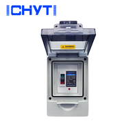 Disjoncteur à boîtier moulé CHYT 1000V avec boîtier de combinaison en plastique pour isolation et protection des systèmes solaires.