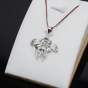 Collier pendentif en argent S925 avec 2 grandes perles en forme d'abeille, plusieurs pendentifs en perles, accessoire de bijouterie DIY, style creux incrusté de perles, pour sac - Product Image 4