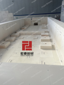 Nhiệt độ cao azs 33 #36 #41 # WS khối <span class=keywords><strong>Zircon</strong></span> <span class=keywords><strong>mullite</strong></span> gạch chịu lửa alumina cao cho Lò thủy tinh - Product Image 6