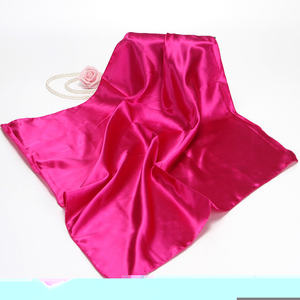 Pañuelo Cuadrado de Satén con Estampado de Leopardo Naranja y Cadena Dorada, Decoración para Bolsos y Accesorios para la Cabeza para Mujer <span class=keywords><strong>203</strong></span> - Product Image 2