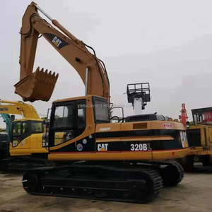 Excavatrice d'occasion abordable CAT 320B 320C, pelle hydraulique sur chenilles Caterpillar 320B de seconde main pour la vente mondiale - Product Image 1
