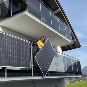 <span class=keywords><strong>Panneaux</strong></span> <span class=keywords><strong>solaires</strong></span> monocristallins haute efficacité 380W 400W 425W 500W, panneau solaire flexible personnalisé <span class=keywords><strong>pour</strong></span> utilisation en camping-car, sur balcon, en bateau - Product Image 1