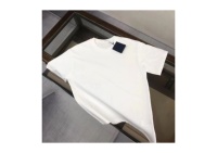 Nouveau modèle de t-shirt imprimé unisexe, respirant et confortable, idéal pour les tenues décontractées quotidiennes et les tenues de bureau.