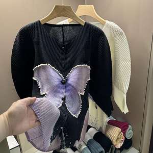 Haut de perle d'ongle imprimé avancé pour le tempérament de nouveau style des femmes, manteau à manches longues à col rond réduisant l'âge - Product Image 3