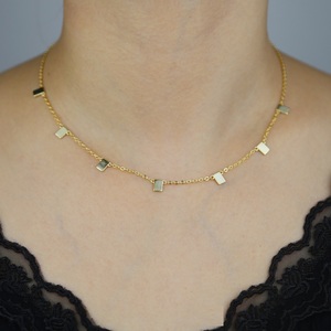 قلادة نسائية بتصميم هندسي من السلاسل, قلادة نسائية بعلامة لامعة لامعة مصنوعة من خامات عالية الجودة بسعر الجملة ، قلادة نسائية بتصميم هندسي بسيط - Product Image 6