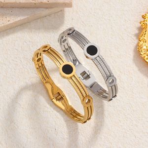 Pulsera con números romanos de acero inoxidable a la moda, pulsera impermeable chapada en oro de 18 quilates para hombres y mujeres - Product Image 2