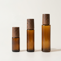 Flacons roll-on en verre ambré de 5 ml, 10 ml, 15 ml pour huiles essentielles, avec couvercle en bois de noyer et bouchon PP, rechargeables, avec bille en verre ou en acier pour parfum