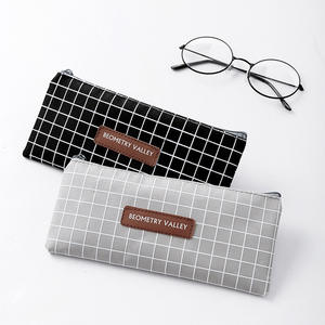 Trousse à crayons classique en toile à pois durable pour garçons et filles - Product Image 4