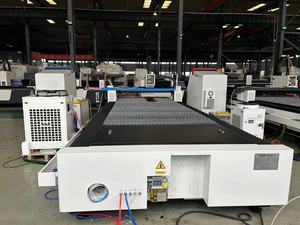 เครื่องตัดไฟเบอร์เลเซอร์โลหะขนาด 1500x4000 มม. มาตรฐาน CE สูง - Product Image 3