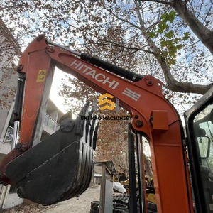 Miniexcavadora Hitachi ZX35U en Excelentes Condiciones, con Pocas Horas de Uso, Ideal para Demolición y Trabajos de Paisajismo - Product Image 4
