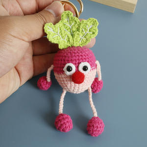 Super mignon dessin animé crocheté à la main carotte tête pendentif crochet porte-clés pendentif tricoté à la main <span class=keywords><strong>radis</strong></span> Crochet porte-clés - Product Image 2