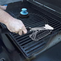 Grattoir professionnel pour barbecue en acier inoxydable résistant à la chaleur, manche long, robuste, outils de nettoyage pour barbecue au charbon de bois
