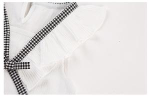 Nouveaux vêtements pour enfants en gros, mode indienne, ensemble haut sans manches en coton blanc avec nœud et short à carreaux pour fille - Product Image 5