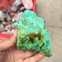 Pierres semi-précieuses brutes naturelles vertes et bleues en turquoise pour la décoration - Vente en gros