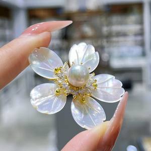Broche en perle de coquillage blanche australienne de 9 mm, fleur de mer, eau de mer, style haut de gamme, fleur de poitrine, bijoux en gros - Product Image 2