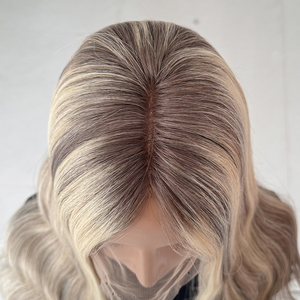 วิกผมสีไฮไลท์แบบลอนสไตล์รัสเซีย ผลิตจากผมแท้  งานแฮนด์เมด  ฐานลูกไม้  วิกทางการแพทย์  เส้นผมดูเป็นธรรมชาติ สำหรับผู้ป่วยโรคผมร่วง - Product Image 5