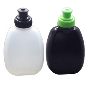Échantillon gratuit Nouvelle bouteille d'eau sportive en plastique compressible pour vélos, légère, portable et idéale pour les trajets légers - Product Image 1