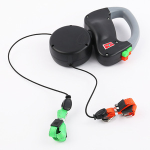 Correa Doble para Perro con Diseño Clásico de Bufanda de Dibujos Animados, Cuerda Doble Antienredos, Acolchada y Retráctil para Perros Pequeños - Product Image 6