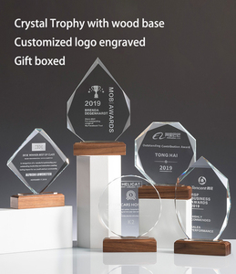 Pequeño <span class=keywords><strong>puente</strong></span> impreso UV de lujo Base de trofeo de madera Vidrio en blanco tallado Cristal grabado Premios para regalos de graduación de recuerdo - Product Image 6