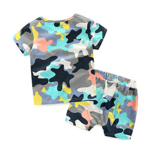 T-shirt et short camouflage pour garçons, vêtements populaires pour enfants, en gros - Product Image 1