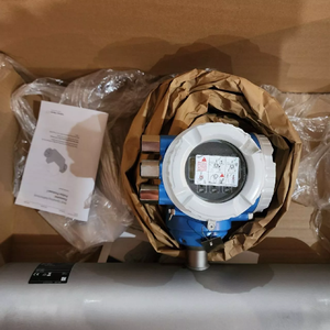 Le débitmètre Coriolis Proline Promass I 300 combine la mesure de la viscosité et du débit en ligne avec une conception compacte - Product Image 5