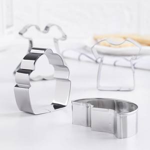 <span class=keywords><strong>Emporte</strong></span>-pièce en acier inoxydable Empreinte de bébé T-shirt Biscuit Moule pour baby shower - Product Image 3