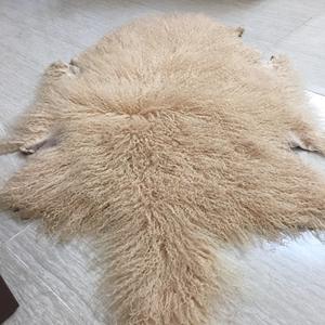 Rifinitura con collo di pelliccia di agnello mongoliano e ricci tibetani - Product Image 1