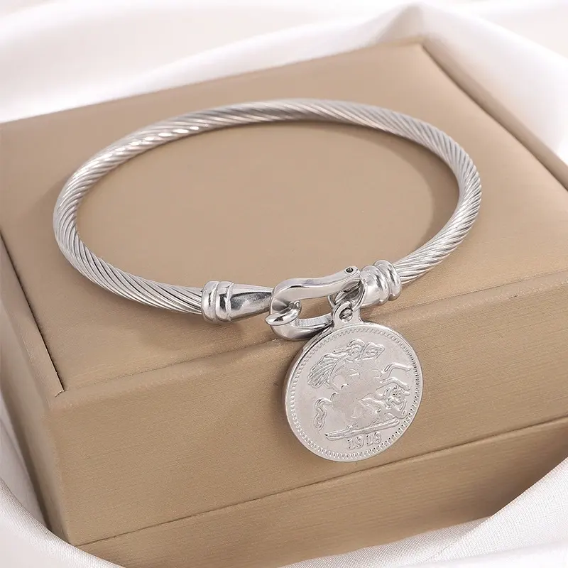 Silver human head horseshoe hook