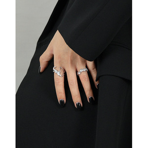 Versión coreana diseño minimalista crisantemo separación de colores galvanoplastia colisión S925 anillo abierto de plata pura para mujeres - Product Image 5