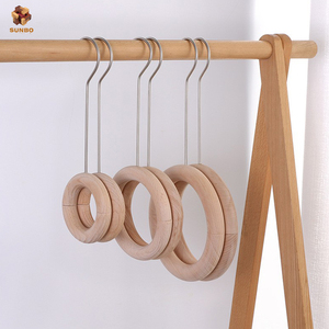 SUNBO بالجملة حلقة خشبية صلبة معلقة حلقة وشاح متعددة الوظائف سجل اللون S هوك شماعات - Product Image 4
