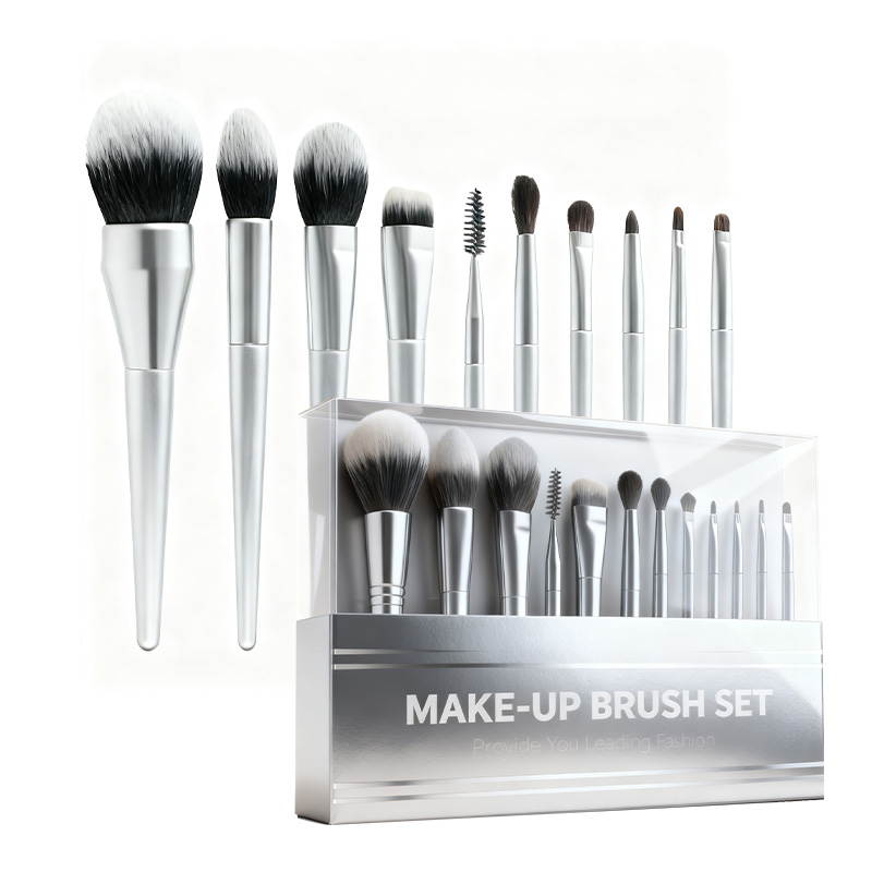 Ensemble de pinceaux de maquillage argentés