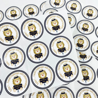 Bouteilles avec logo imperméables de luxe personnalisées autocollants pour étiquettes en vinyle autocollants pour étiquettes d'emballage avec impression en rouleau