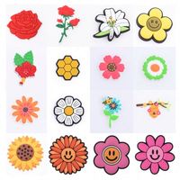 Schoencharms groothandel goedkope fabrieksprijs PVC zachte klompschoen charme decoratie op maat kinderschoen bloemencharms