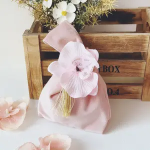 حقيبة حلوى زهور على الطراز الياباني حقيبة زفاف حلوى مخملية خاصة لحفلات الزفاف