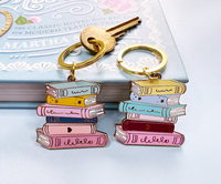 Porte-clés promotionnels personnalisés en émail dur doré pour étudiants, pendentifs porte-clés en métal de haute qualité pour les amateurs de livres