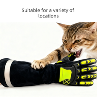 Nouveau produit en vente chaude, anti-morsure de serpent, anti-déchirure animale, résistant aux chocs en TPR, gants de protection mécanique en Kevlar de haute qualité