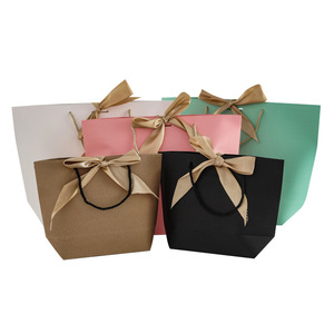 Bolsa de Papel con Forma de <span class=keywords><strong>Barco</strong></span> para Regalos Elegantes de Alta Calidad - Product Image 1