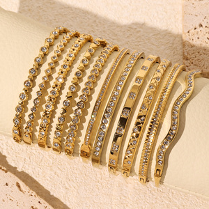 Yüksek Kalite Paslanmaz Çelik Altın Kaplama Parlak Bilezik Kararmayan Kübik Zirkon Bileklik Kadınlar İçin Parlak Takı - Product Image 1