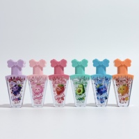 Miss Look Gloss à lèvres fruité avec nœud papillon, brillant et scintillant, 6 saveurs fruitées, hydratant et repulpant pour les lèvres