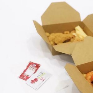Customized Recyclable Kraft Paper Takeout Food Folders <b>Sponge</b> Lining Noodle-Friendly <b>Handle</b> Magnetic Closure Multi-Compartment - Product Image 3