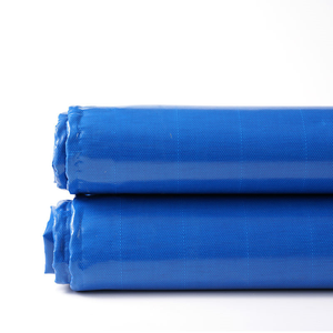 Lona Impermeable Roja y Negra en Rollo, de Alta Resistencia para Exteriores, Poliéster 1000D, 280 GSM, Tejido Liso, en Stock - Product Image 3
