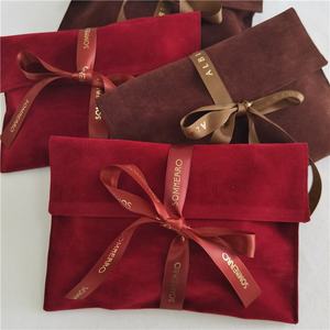 Yeni özelleştirmek kadife zarf mücevherat paket ambalaj şerit yay ile makyaj çantası tozluk çanta Logo ile özel - Product Image 4