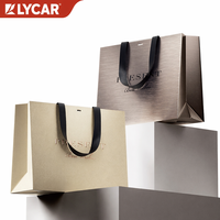 Sacs cadeaux en papier réutilisables, imperméables et imprimés sur mesure LYCAR pour cadres photo, cadeaux d'entreprise, promotion d'expositions, magasins de vêtements