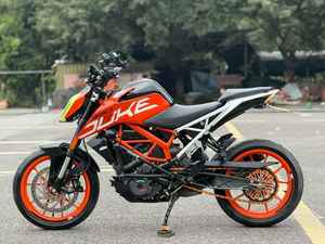 Motocicleta <span class=keywords><strong>Deportiva</strong></span> Ligera KTM1 <span class=keywords><strong>Duke</strong></span> 390: Rendimiento Versátil e Ideal para Paseos Urbanos y de Ocio - Product Image 2