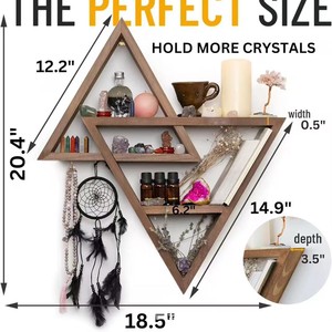 Estante de pared triangular de madera de 3 niveles, estantería de madera maciza para almacenamiento en el hogar, dormitorio o sala de estar - Product Image 4