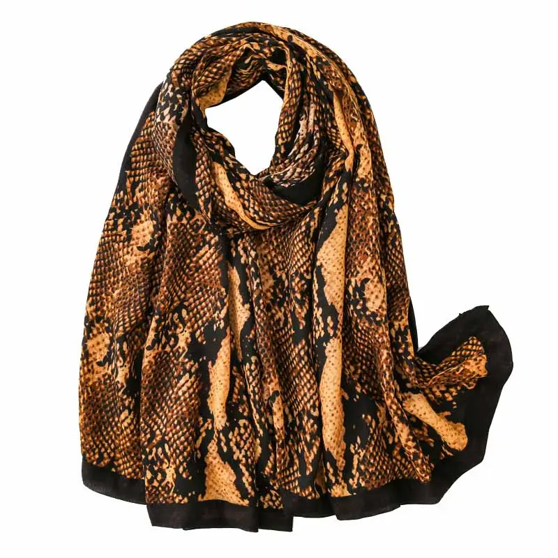Groothandel 2020 nieuwste dames rand sjaal goede kwaliteit luxe brown snake patroon katoenen sjaal vrouwen
